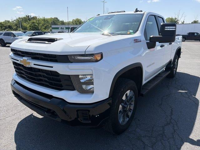 2024 Chevrolet Silverado 2500 HD Double Cab Standard Box 4-Wheel Drive Custom