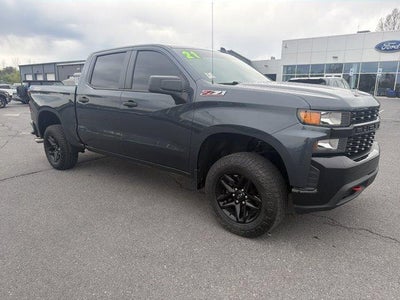 2021 Chevrolet Silverado 1500 Crew Cab Short Box 4-Wheel Drive Custom Trail Boss
