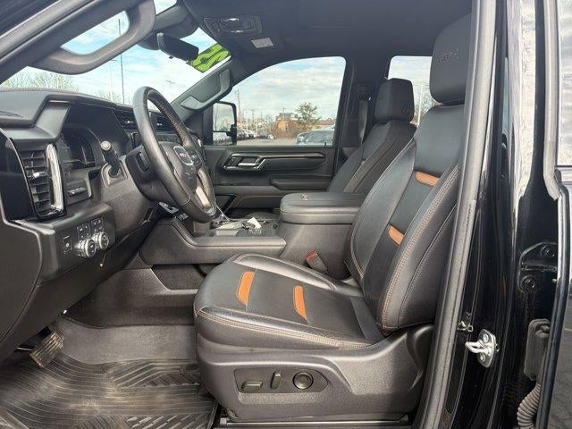 2025 GMC Sierra 2500 HD Crew Cab Standard Box 4-Wheel Drive AT4