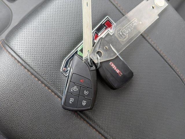 2025 GMC Sierra 2500 HD Crew Cab Standard Box 4-Wheel Drive AT4