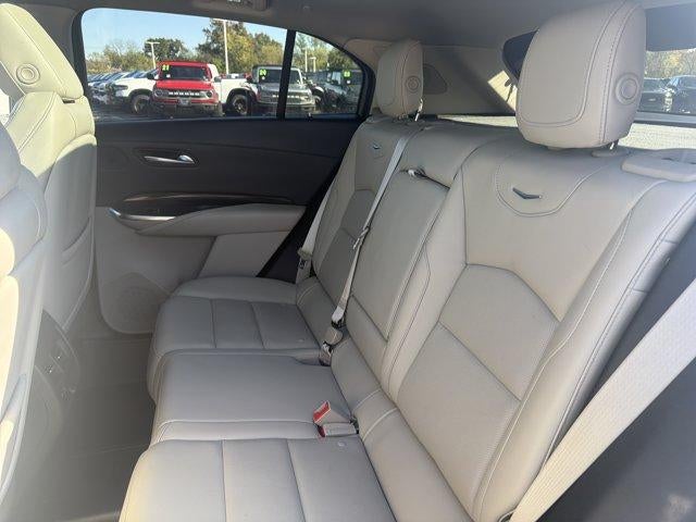 2022 Cadillac XT4 AWD 4dr Premium Luxury