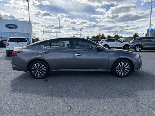 2024 Nissan Altima 2.5 SV Sedan