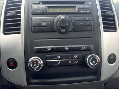 2012 Nissan Frontier 4WD Crew Cab SWB Auto SV
