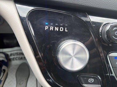2023 Chrysler Voyager LX FWD