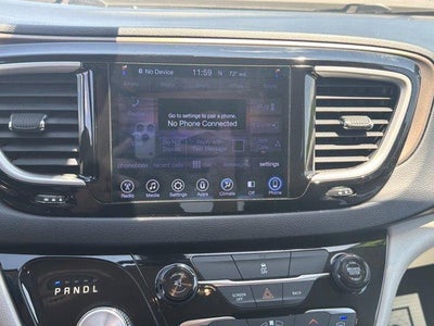 2017 Chrysler Pacifica Touring FWD