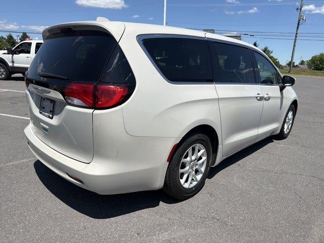 2017 Chrysler Pacifica Touring FWD