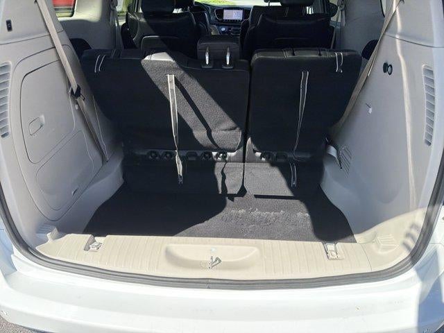 2024 Chrysler Pacifica Hybrid Select FWD