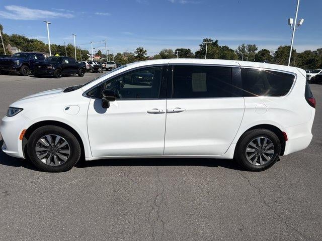 2024 Chrysler Pacifica Hybrid Select FWD