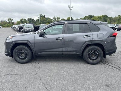 2020 Toyota RAV4 LE AWD (Natl)