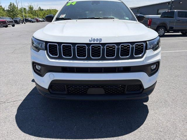 2024 Jeep Compass Latitude Lux 4x4