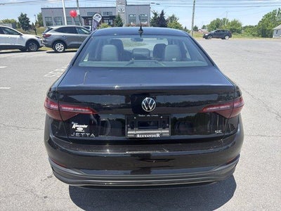 2024 Volkswagen Jetta SE Auto