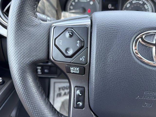 2018 Toyota Tacoma TRD Sport Double Cab 5' Bed V6 4x4 AT (Natl)