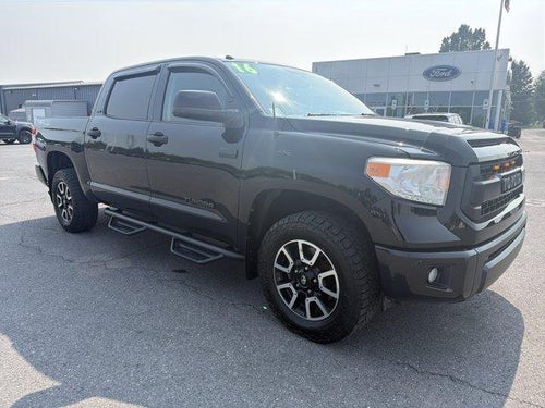 2016 Toyota Tundra 4WD Truck 4WD CrewMax Short Bed 5.7L SR5 (SE)