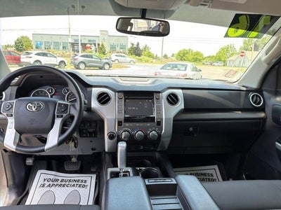 2016 Toyota Tundra 4WD Truck 4WD CrewMax Short Bed 5.7L SR5 (SE)