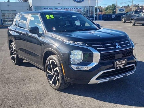 2023 Mitsubishi Outlander SE Special Edition FWD