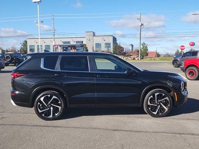 2023 Mitsubishi Outlander SE Special Edition FWD