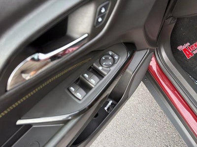 2025 Chevrolet Trax FWD 4dr LT