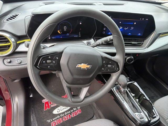 2025 Chevrolet Trax FWD 4dr LT
