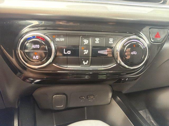 2025 Chevrolet Trax FWD 4dr LT