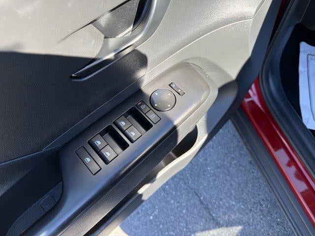 2025 Hyundai KONA SEL FWD