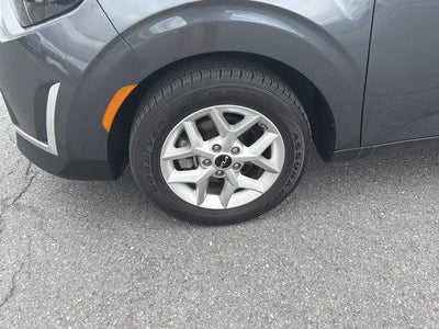 2024 Kia Soul LX IVT