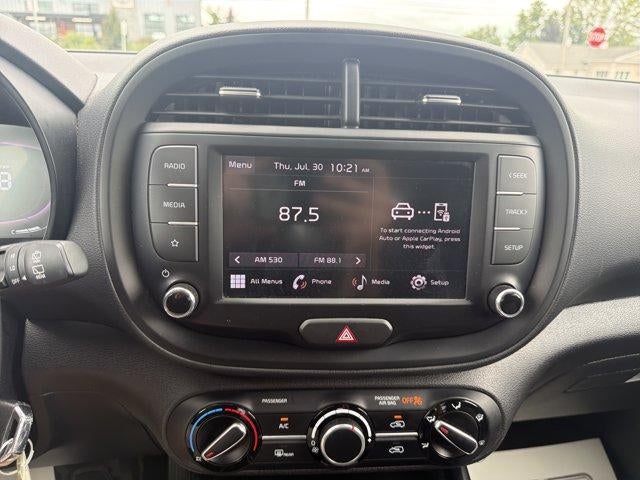 2024 Kia Soul LX IVT