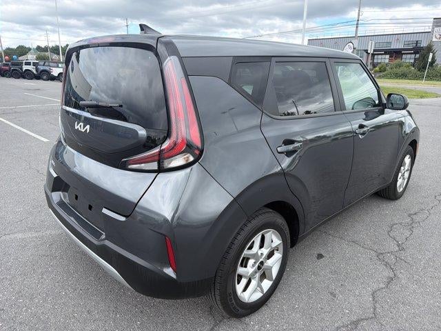 2024 Kia Soul LX IVT