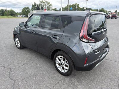 2024 Kia Soul LX IVT
