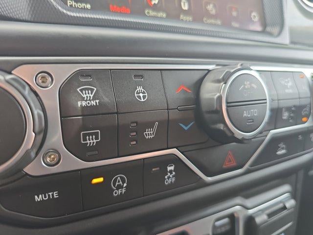 2023 Jeep Gladiator Overland 4x4 *Ltd Avail*