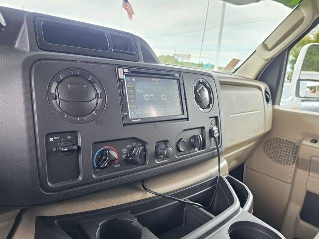 2012 Ford Econoline Commercial Cutaway E-450 Super Duty 158" DRW