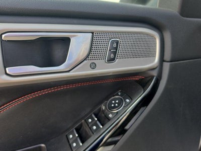2022 Ford Explorer ST-Line 4WD