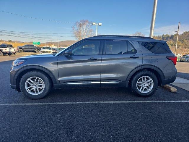 2025 Ford Explorer Active RWD