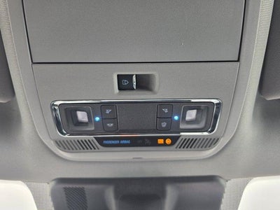 2023 Ford Super Duty F-250 SRW LARIAT 4WD Crew Cab 6.75' Box