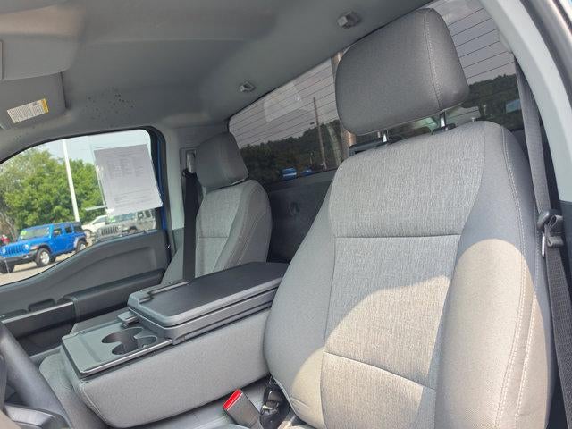 2025 Ford F-150 XL 4WD Reg Cab 8' Box