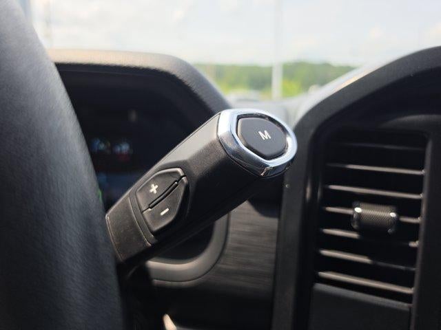 2025 Ford F-150 XL 4WD Reg Cab 8' Box