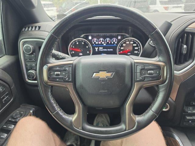 2022 Chevrolet Silverado 3500 HD Crew Cab Standard Box 4-Wheel Drive High Country
