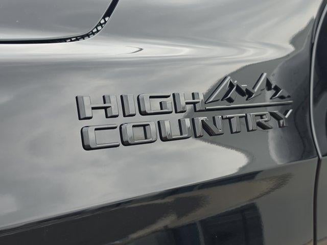 2024 Chevrolet Suburban 4WD High Country
