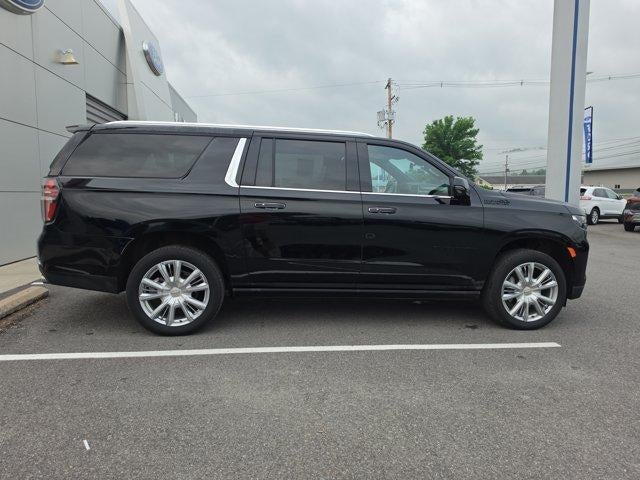 2024 Chevrolet Suburban 4WD High Country