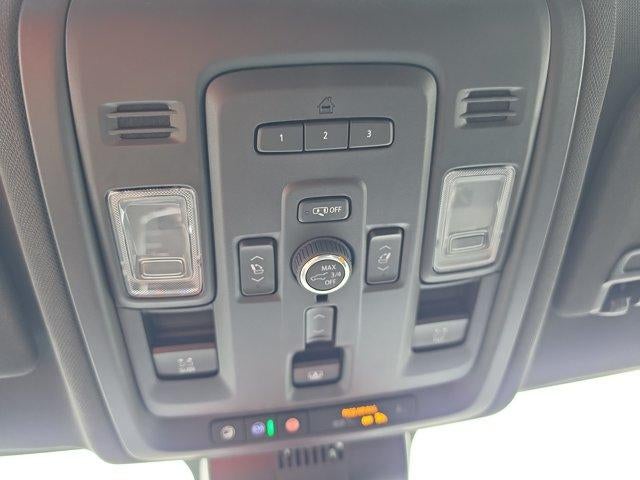 2024 Chevrolet Suburban 4WD High Country