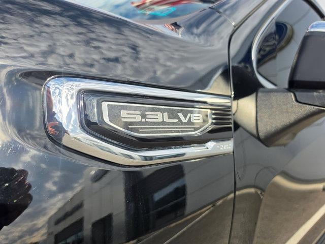 2022 GMC Sierra 1500 Crew Cab Short Box 4-Wheel Drive SLT