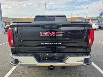 2022 GMC Sierra 1500 Crew Cab Short Box 4-Wheel Drive SLT