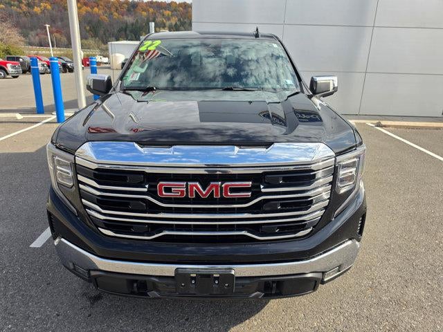 2022 GMC Sierra 1500 Crew Cab Short Box 4-Wheel Drive SLT