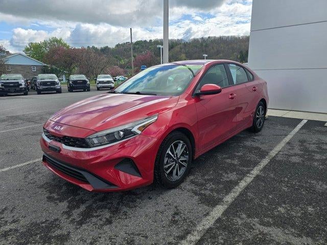 2023 Kia Forte LXS IVT