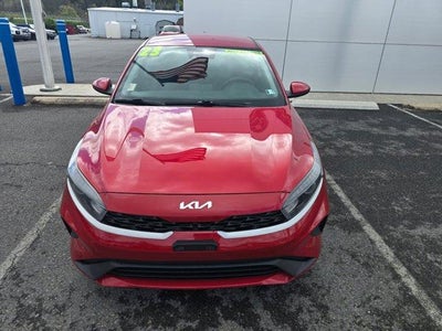 2023 Kia Forte LXS IVT