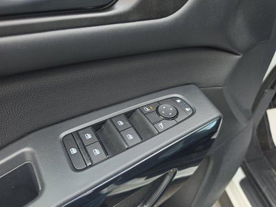 2024 Nissan Pathfinder SV 4WD