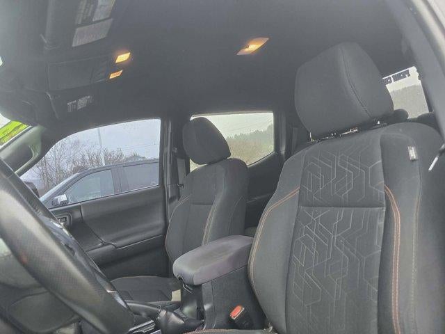2018 Toyota Tacoma TRD Off Road Double Cab 5' Bed V6 4x4 MT (Natl)
