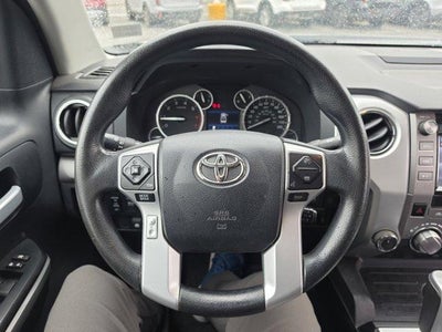 2016 Toyota Tundra 4WD Truck 4WD CrewMax Short Bed 5.7L SR5 (SE)