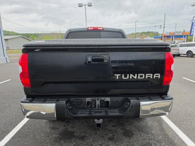 2016 Toyota Tundra 4WD Truck 4WD CrewMax Short Bed 5.7L SR5 (SE)