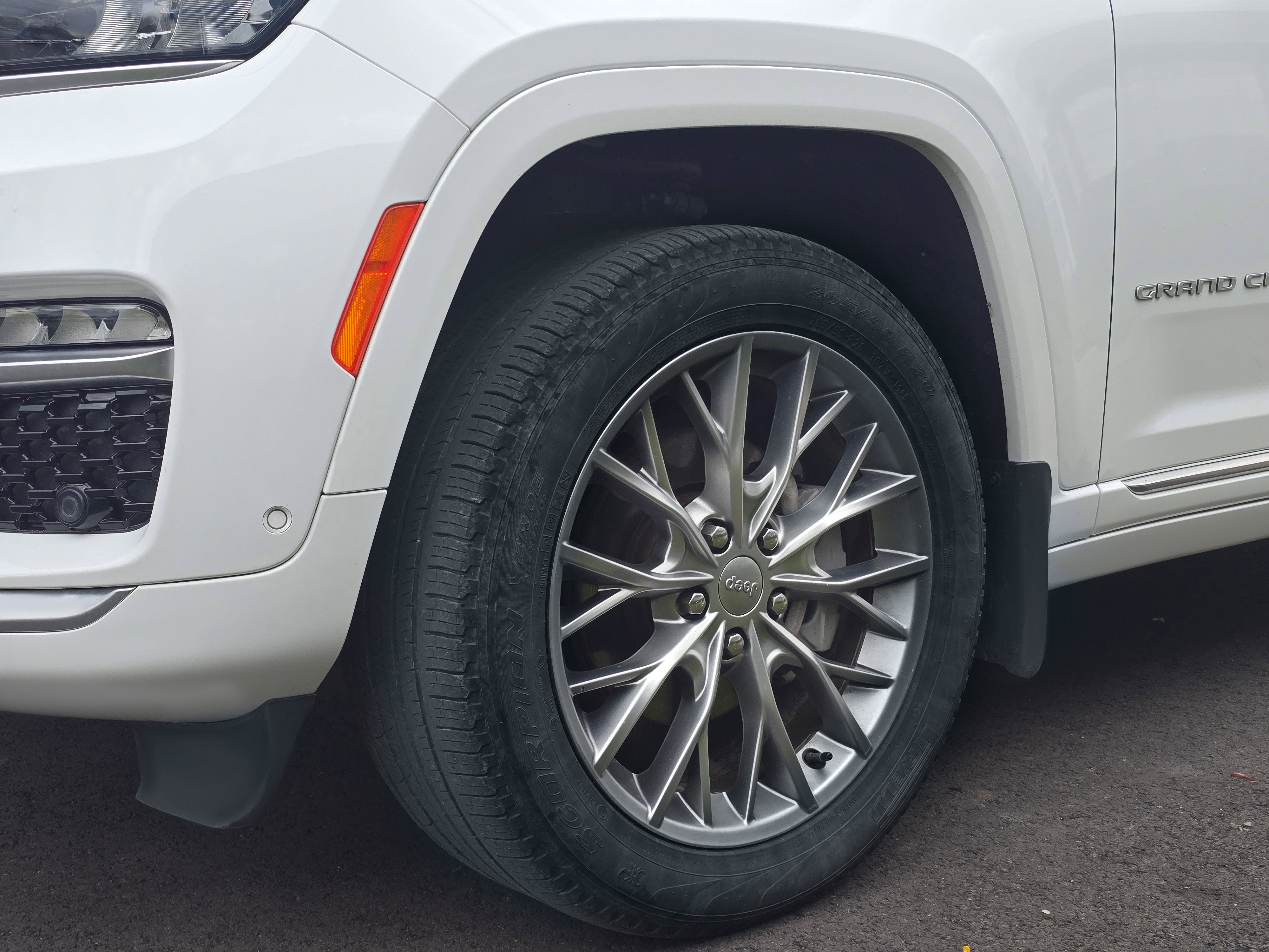 2024 Jeep Grand Cherokee Summit