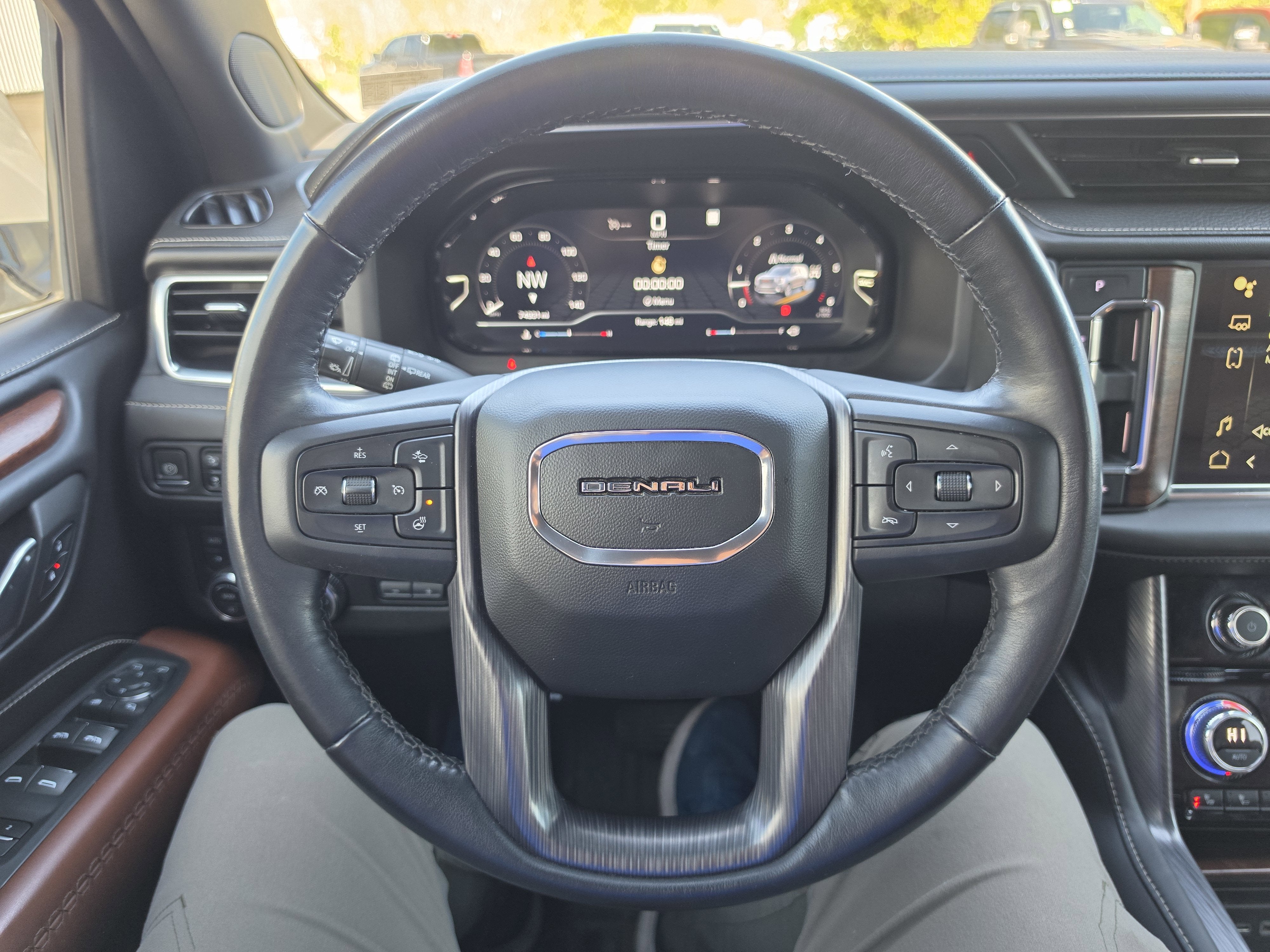 2023 GMC Yukon XL Denali Ultimate